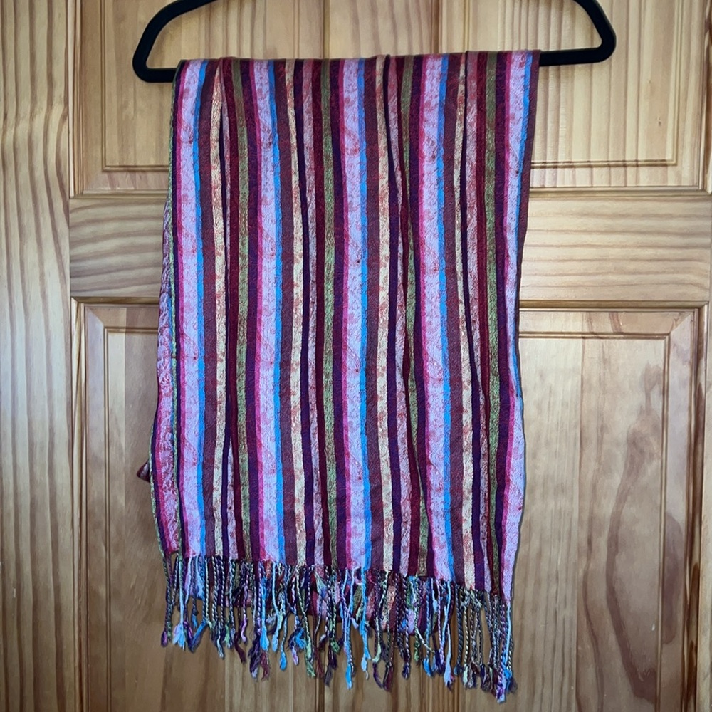 Beautiful Multicolored Long Scarf - Picture 4 of 5